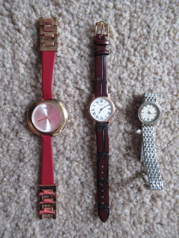 HORLOGE DAMES 3 stuks nieuw 2x ledern band 1x stalen band, Sieraden, Tassen en Uiterlijk, Horloges | Dames, Nieuw, Polshorloge