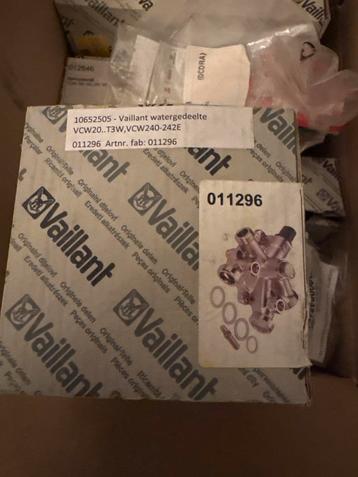 Vaillant Watergedeelte 10652505 Nieuw in Doos beschikbaar voor biedingen