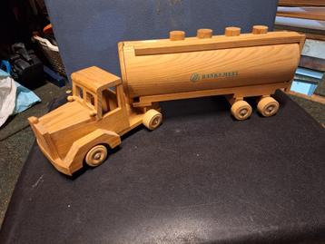 Houten vrachtwagen -RANKS MEEL- met oplegger. beschikbaar voor biedingen