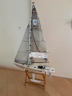 Radiografische zeilboot Kyosho Seadolphin 770 incl zender, Hobby en Vrije tijd, Modelbouw | Radiografisch | Overige, Ophalen, Gebruikt