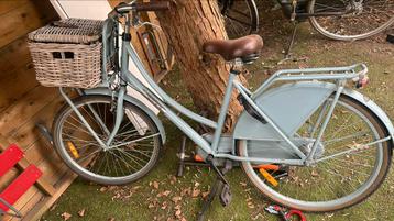Popal meisjesfiets met mandje beschikbaar voor biedingen