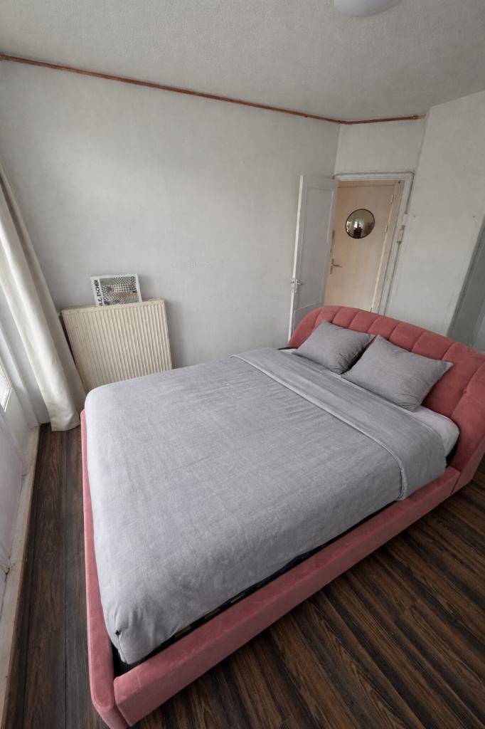 Tweepersoonsbed, Huis en Inrichting, Slaapkamer | Bedden, Zo goed als nieuw, Tweepersoons, 160 cm, 200 cm, Stof, Overige kleuren