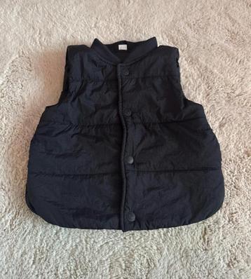 Zwarte bodywarmer Zeeman maat 98/104 beschikbaar voor biedingen