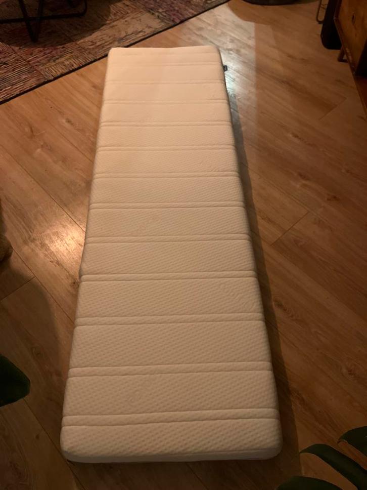 Matras stapelbed in caravan - Akkcn, Caravans en Kamperen, Caravan accessoires, Zo goed als nieuw, Ophalen