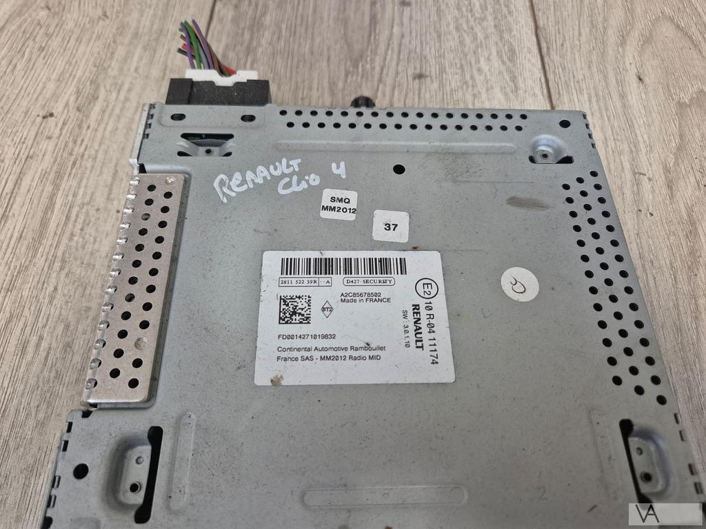 Renault Clio 4 Captur 2012 - 2017 radio cd speler 281152239r, Ophalen of Verzenden, -, -, -