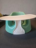 Bumbo kinderzitje met dienblad, Kinderen en Baby's, Kinderstoelen, Ophalen, Zo goed als nieuw, Overige typen, Gordel(s)