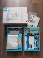 Wii Sports Bundle (in doos met extra's), Spelcomputers en Games, Spelcomputers | Nintendo Wii, Gebruikt, Ophalen