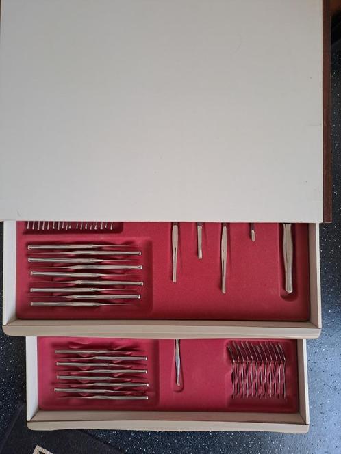 bestek cassette Gero Zilduro, Huis en Inrichting, Keuken | Bestek, Zo goed als nieuw, Bestekset, Overige materialen, Vaatwasserbestendig