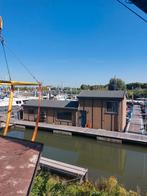 Woonark zonder ligplaats, Huizen en Kamers, Woonboten te koop