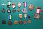 13 oude wandelsport medailles o.a. Airborne Trouw Montreal, Postzegels en Munten, Verzenden, Overige materialen, Nederland
