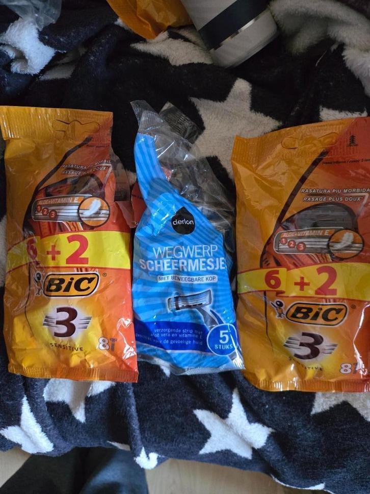 Meerdere nieuwe scheerspullen, Sieraden, Tassen en Uiterlijk, Uiterlijk | Gezichtsverzorging, Nieuw, Verzorging, Gehele gezicht