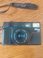 Nikon L35AF2 camera, Audio, Tv en Foto, Fotocamera's Analoog, Ophalen of Verzenden, Niet werkend, Compact, Nikon