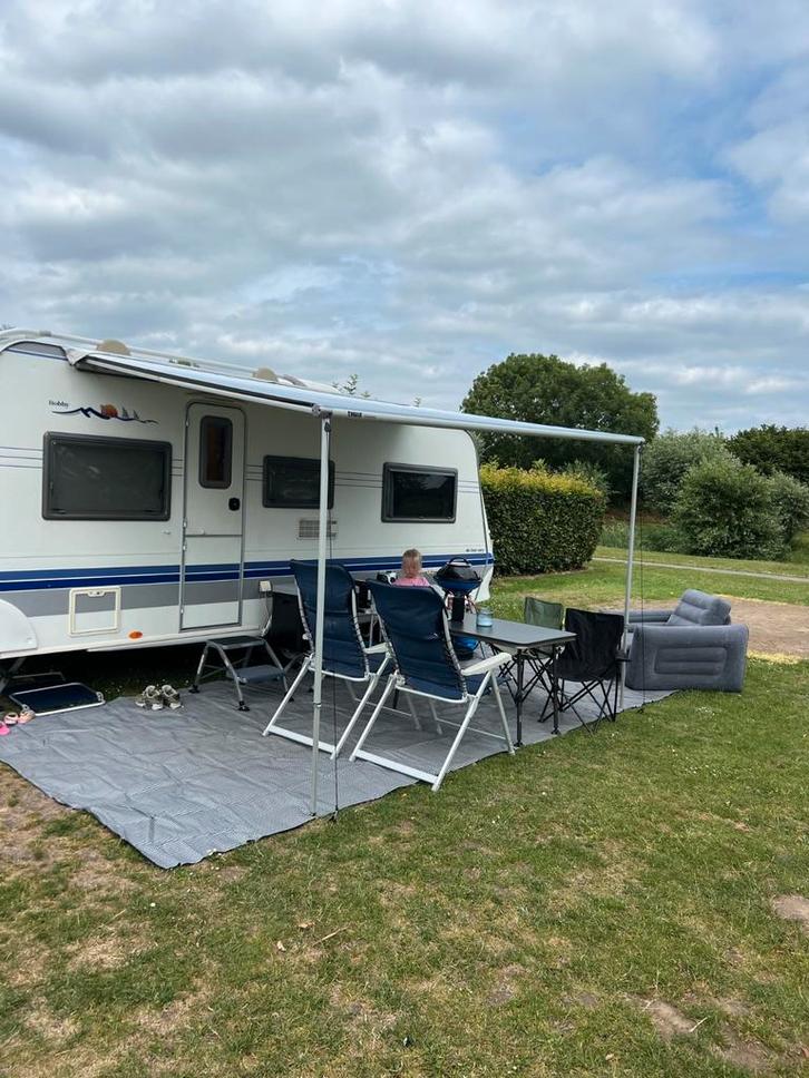 Hobby 495 UL 2006 Caravan - Ruim en Comfortabel!, Caravans en Kamperen, Caravans, Particulier, tot en met 4, 1000 - 1250 kg, Rondzit