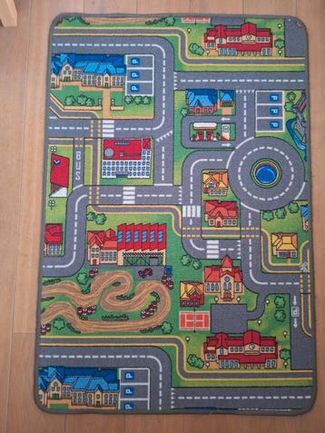 Speelkleed 120 x 80 beschikbaar voor biedingen