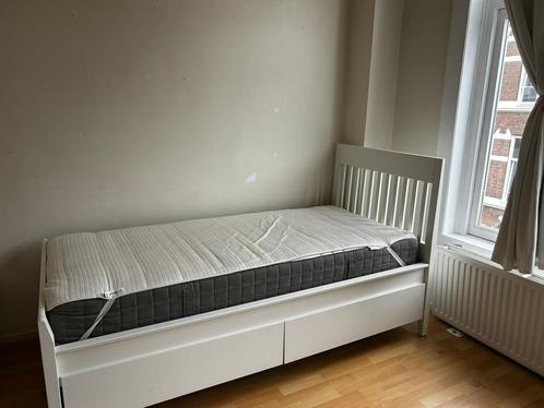 IKEA IDANÄS BED AND MATRESS (90x200), Huis en Inrichting, Slaapkamer | Bedden, Gebruikt, Eenpersoons, 90 cm, 200 cm, Hout, Wit
