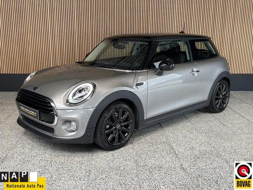 Mini Cooper 1.5 Cooper Chili Serious Business NL auto | Schu, Auto's, Mini, Bedrijf, Te koop, Cooper, ABS, Airbags, Airconditioning