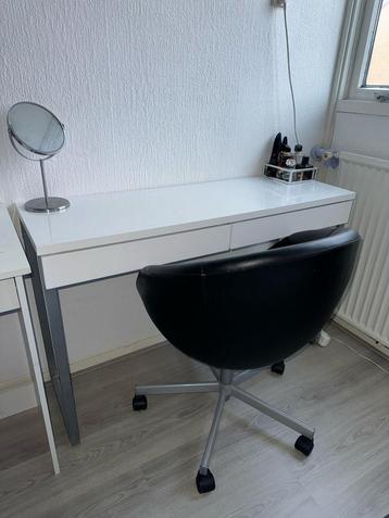 Mooie kaptafel met lades 