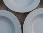 AH Albert Heijn Arzberg servies Wit / Blauwe / Groene rand, Nieuw, Ophalen of Verzenden, Bord(en), Overige stijlen