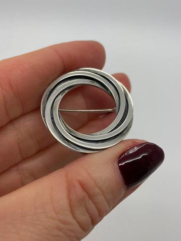 A246 Prachtige zilveren broche Herman Siersbol beschikbaar voor biedingen