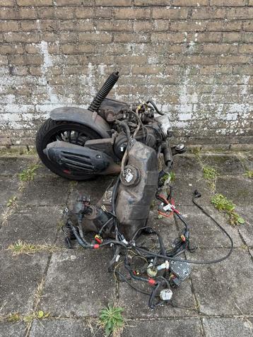 Vespa Sprint/Primavera euro 4 motorblok iget compleet beschikbaar voor biedingen