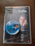 De Wereld van Sofie (DVD) Geseald, Cd's en Dvd's, Scandinavië, Ophalen of Verzenden, Vanaf 9 jaar, Nieuw in verpakking