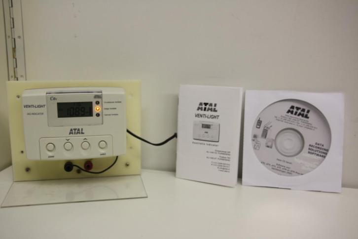 Atal Venti-Light, gecombineerde CO2 en temperatuur meter., Hobby en Vrije tijd, Overige Hobby en Vrije tijd, Ophalen of Verzenden