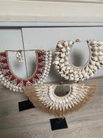 Schelpenketting op standaard, per stuk €30,00, Huis en Inrichting, Ophalen