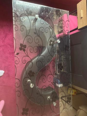 Salontafel  beschikbaar voor biedingen