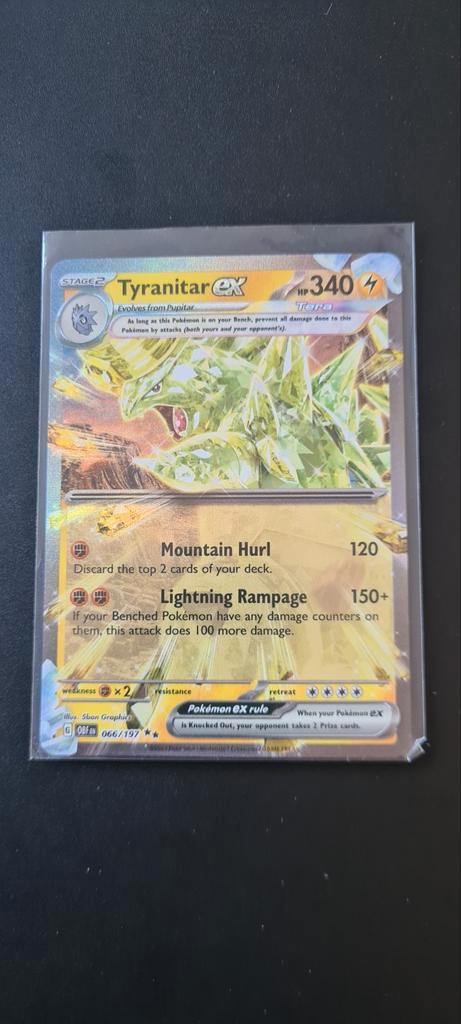 Tyranitar ex 066/197 obsidian flames, Hobby en Vrije tijd, Verzamelkaartspellen | Pokémon, Zo goed als nieuw, Sleeves of Kaarthoesjes
