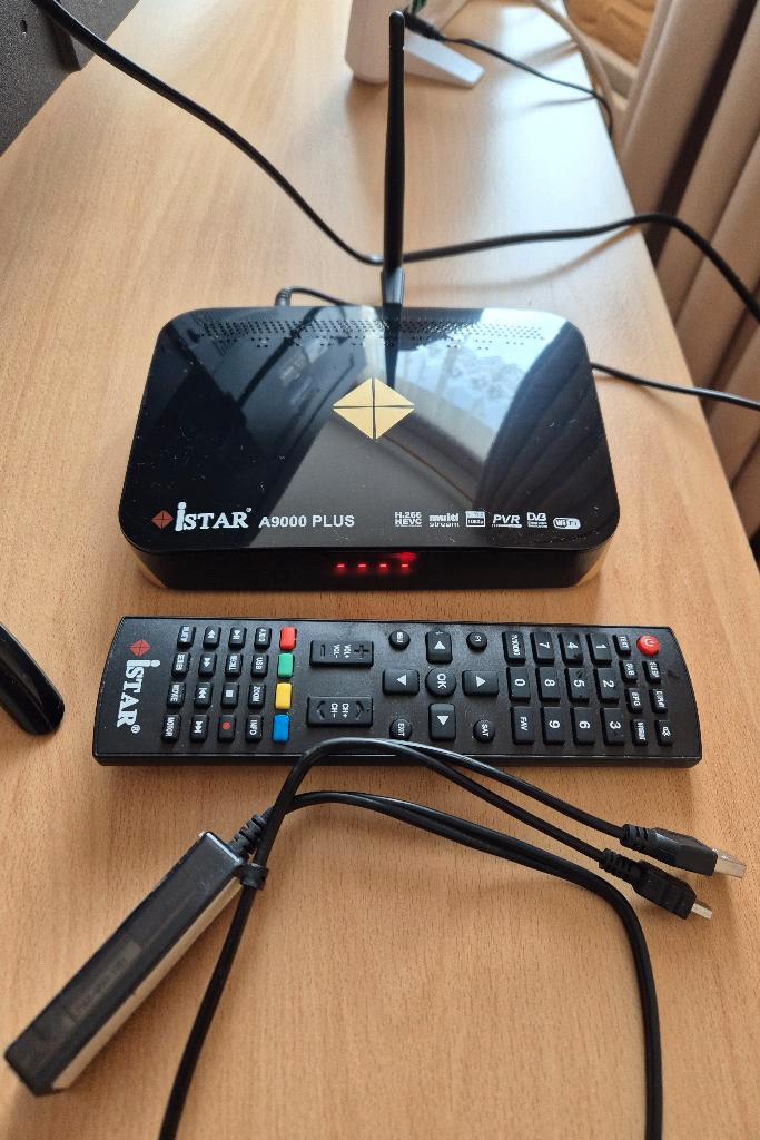 iSTAR A9000 Plus - In zeer goede staat - weinig gebruikt, Audio, Tv en Foto, Schotelantennes, Gebruikt, Overige merken, Ophalen of Verzenden