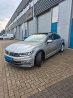 TAXI Volkswagen Passat R-Line 1.6 TDI 2016 Full-Optie, Zwart, 4 cilinders, Origineel Nederlands, Diesel