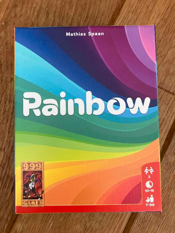 Rainbow Bordspel - 999 Games, Hobby en Vrije tijd, Gezelschapsspellen | Bordspellen, Zo goed als nieuw, Een of twee spelers, Reisspel