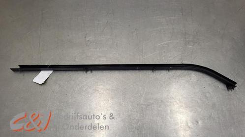 Schuifdeur Rail rechts van een Mercedes Vito, Auto-onderdelen, Carrosserie en Plaatwerk, Mercedes-Benz, Gebruikt, 3 maanden garantie