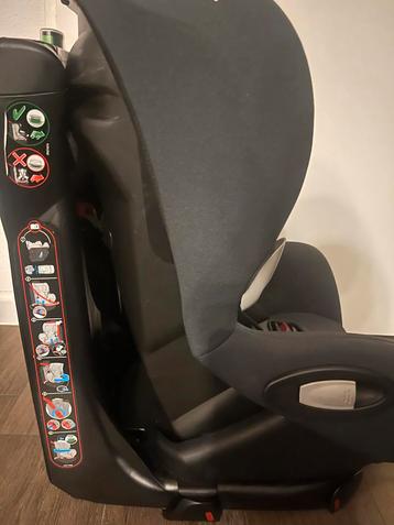 Maxi-Cosi Axiss 90graden draaibare Autostoel 9-18kg beschikbaar voor biedingen
