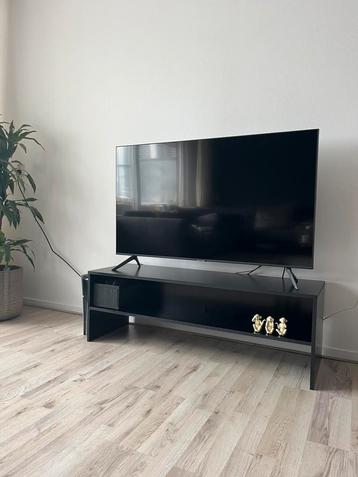 Zwart TV meubel beschikbaar voor biedingen
