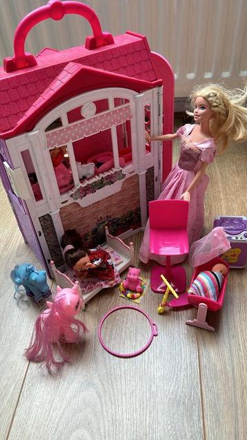 Barbie uitklaphuis incl. Accesoires