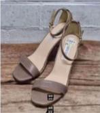 Gianni Gregori - Mooie leren sandalen maat 40 - Nieuw €70, Kleding | Dames, Schoenen, Beige, Nieuw, X, Gianni Gregori