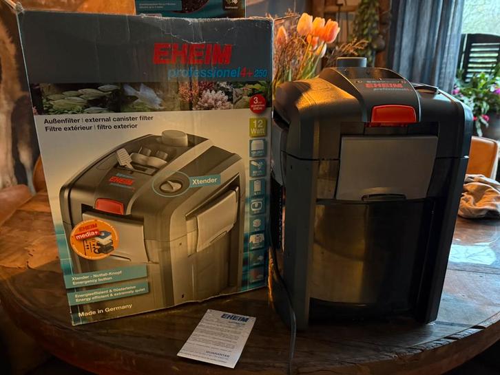 Aquarium filterpomp van eheim, Dieren en Toebehoren, Vissen | Aquaria en Toebehoren, Zo goed als nieuw, Filter of Co2, Ophalen of Verzenden