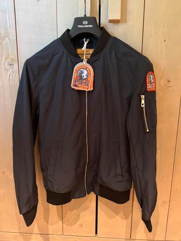 Nieuwe Parajumpers zomer jas maat S bomberstyle kort model beschikbaar voor biedingen