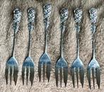 Zes vintage gebaksvorkjes met rozenmotief (2), Antiek en Kunst, Antiek | Bestek, Ophalen of Verzenden