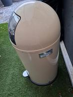 Wesco prullenbak, broodtrommel en keukenrolhouder. Amandel., Ophalen, Gebruikt, Met pedaal, 40 liter of meer