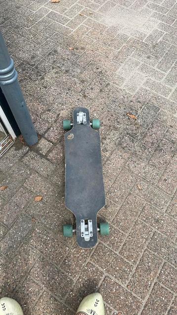 Bord beschikbaar voor biedingen