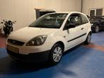 Ford Fiesta 1.3-8V Champion 2006 Wit NL Auto 55.000 KM !, 1299 cc, 4 cilinders, Startonderbreker, Wit