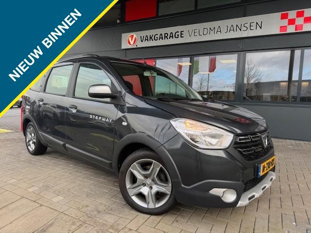 Dacia Lodgy 1.3 TCe 131 PK TECH ROAD 7-PERSOONS (bj 2019), Auto's, Dacia, Bedrijf, Te koop, Lodgy, ABS, Achteruitrijcamera, Airbags