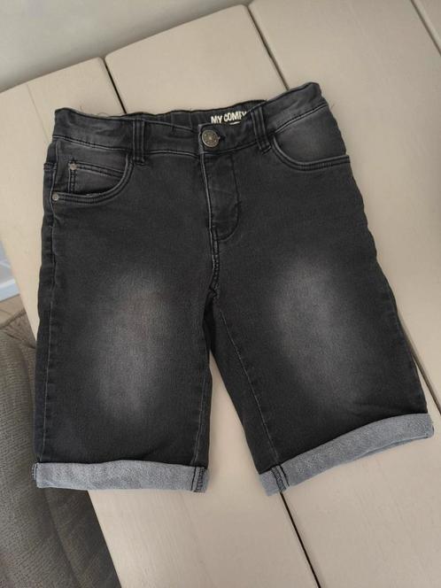 kindershort jogdenim zwart Hema NIEUW mt 146/152., Kinderen en Baby's, Kinderkleding | Maat 158, Nieuw, Meisje, Broek, Ophalen of Verzenden