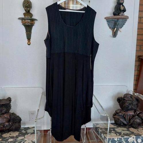 Top/jurk van het merk One o One. Maat 50/52, Kleding | Dames, Grote Maten, Zo goed als nieuw, Jurk, Zwart, Verzenden