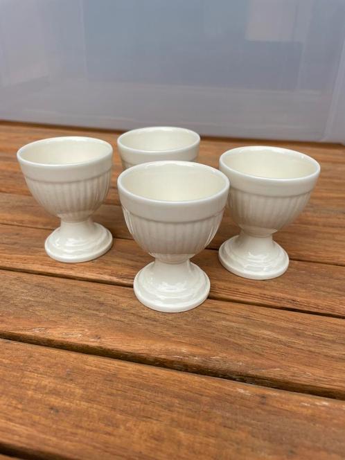 Wedgwood EDME 4 eierdopjes izgs, Huis en Inrichting, Keuken | Servies, Zo goed als nieuw, Overige typen, Wedgwood, Porselein, Ophalen