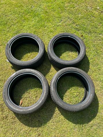 Set winterbanden Hankook i*cept evo 3 - 245/45 R19 102V M+S beschikbaar voor biedingen