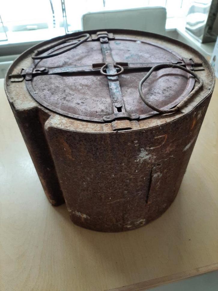 Duitse Fallschirm behälter droppingcontainer luftwaffe, Verzamelen, Militaria | Tweede Wereldoorlog, Landmacht, Kist of Geocache