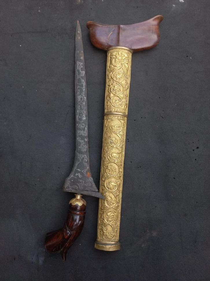 Antieke Keris Bugis Pamor Tirto Tejo Kris Krissen LGA33, Antiek en Kunst, Kunst | Niet-Westerse kunst, Verzenden